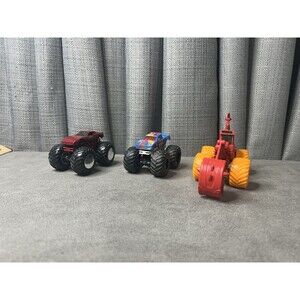 Hot Wheels SML Monster Jam Trucks Lot Car Toy Race Ace Vette Dirt Squad Dugg